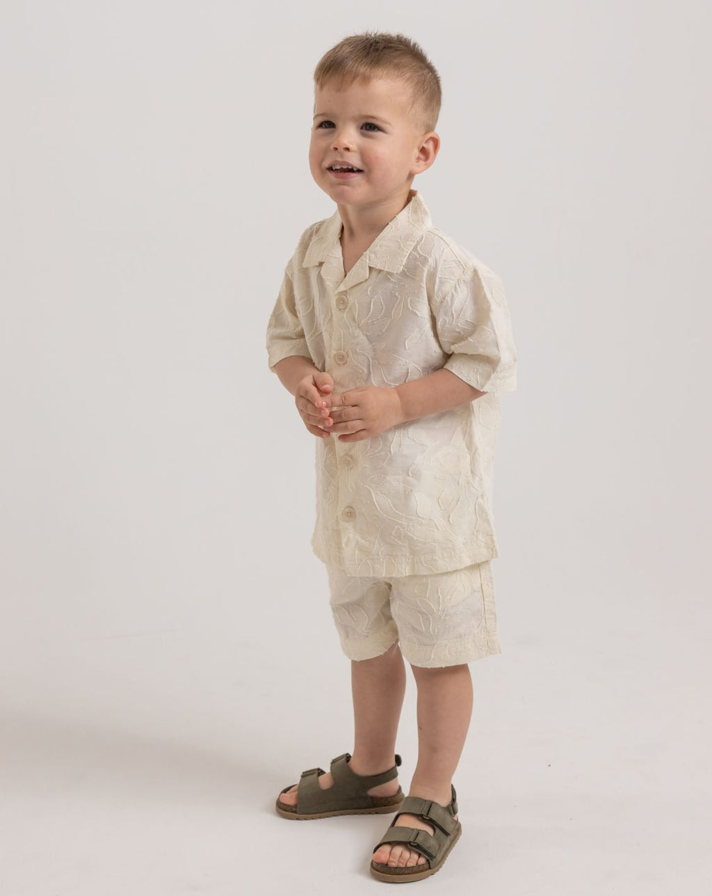 Short Sleeve Button-Down Shirt WB8