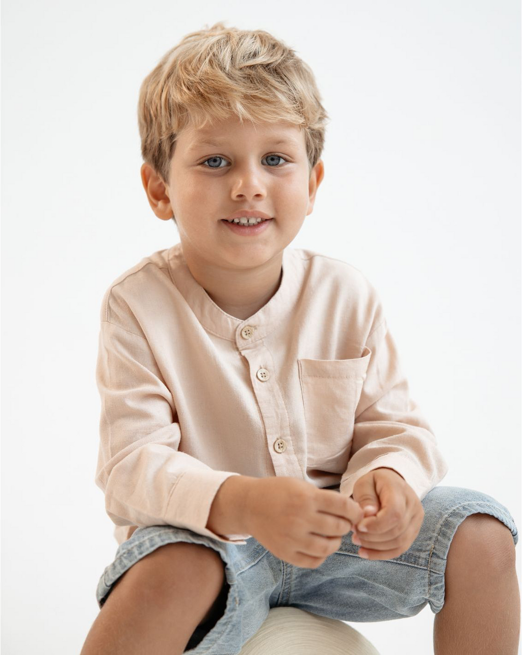 Buttoned Linen Shirt With Grandad Collar WB15