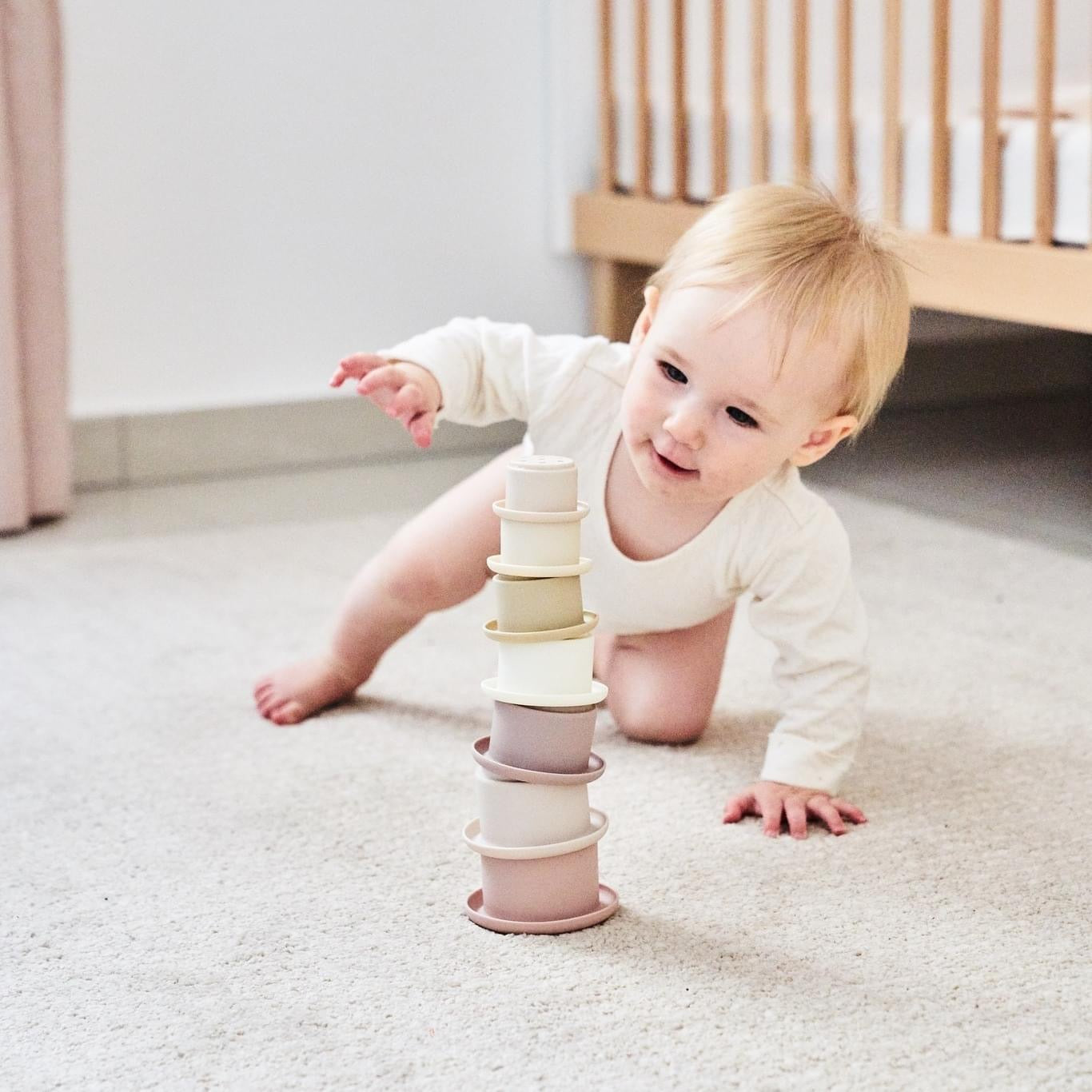 Silicone tower - Cups